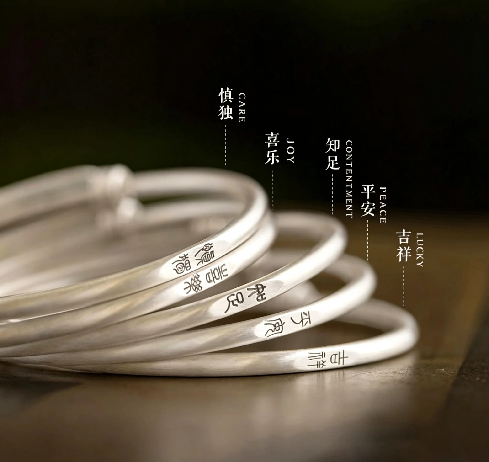S999 sterling silver new Chinese-style engraved push-pull silver bracelet. Ancient style matte plain ring with adjustable design