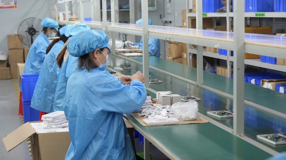 July003 Groothandelsprijs Ondersteuning Micro SD Tuya Home Security CCTV Wifi Camera Home Security voor Home Security