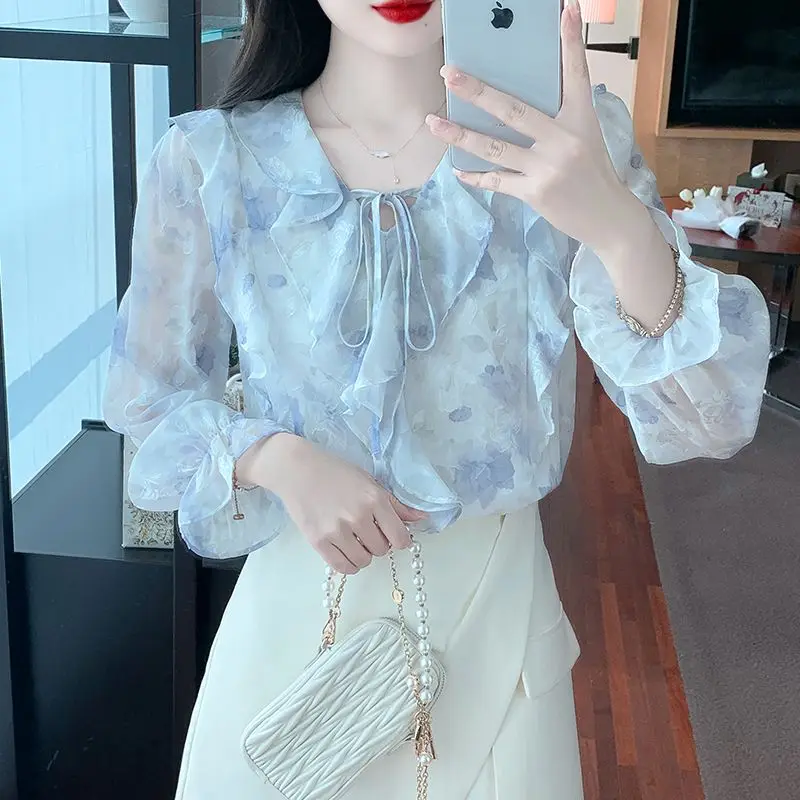 Fashionable Sweet and Ladylike Unique Top Floral V-neck Ruffled Chiffon Shirt