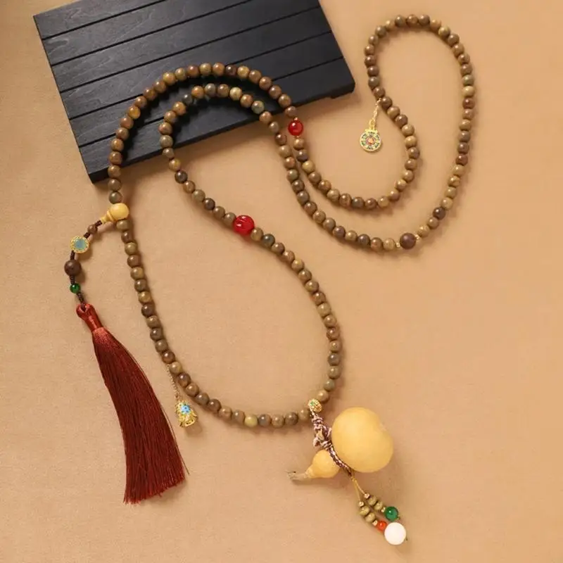 Perfect for Everyday Use Long Beaded Necklace with Green Sandal and Gourd