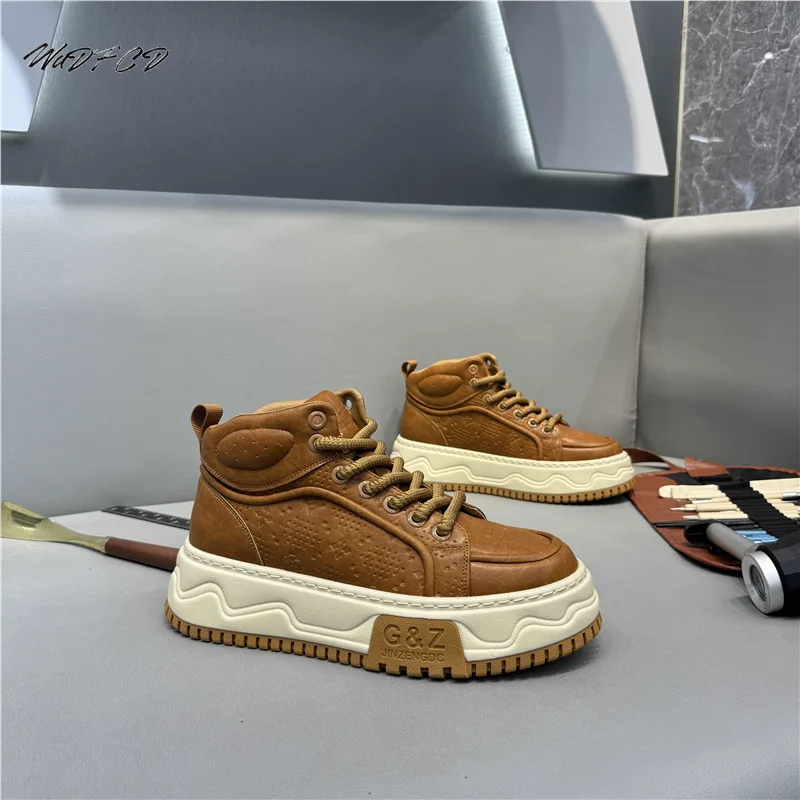 

High Top Sneakers Mens Designer Winter Plush Warm Snow Boots Fashion Casual Leather Upper Height Increased Platform Sports Shoes