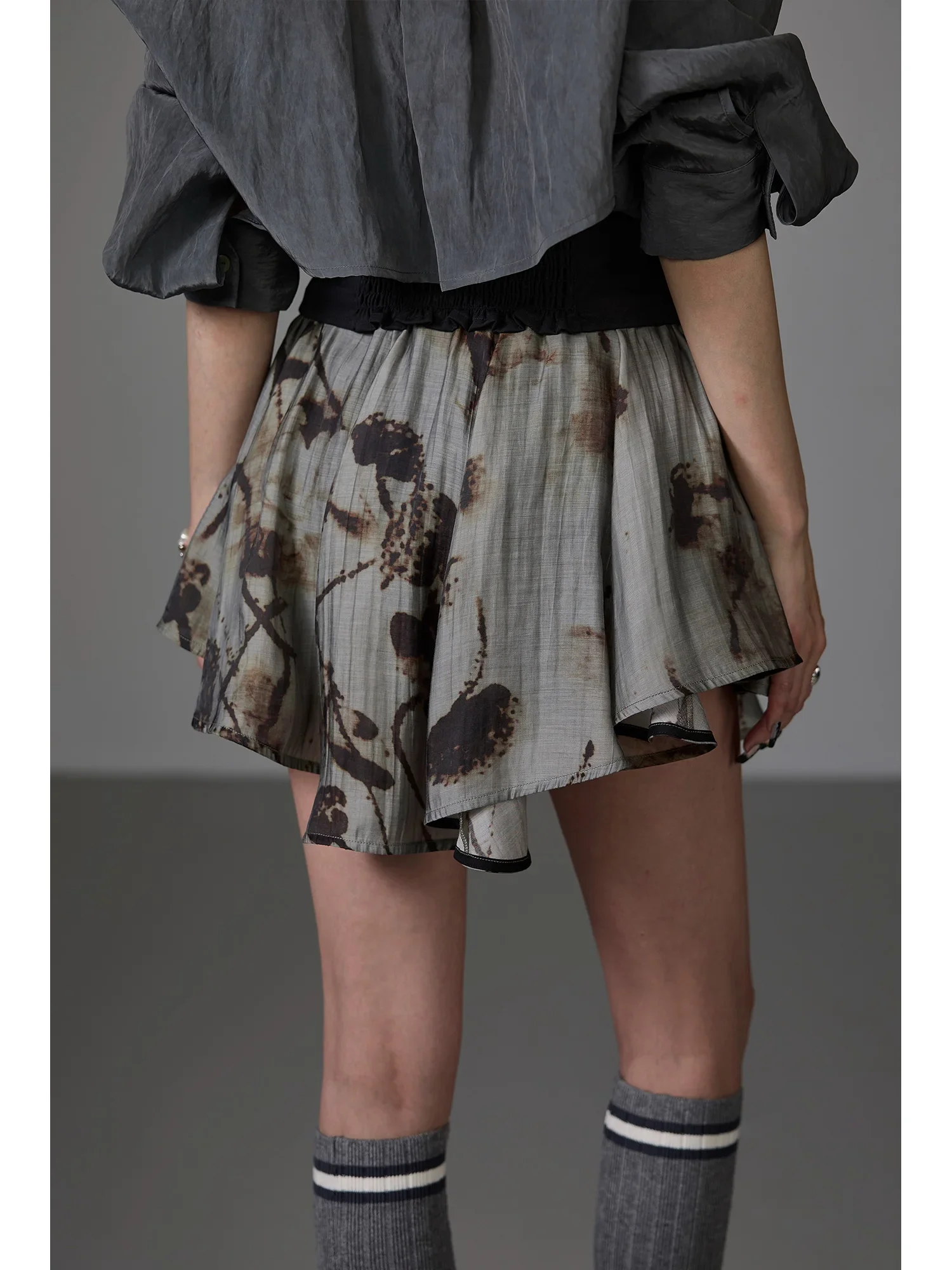 IMU Original Design Florals Printing Skirts Pants Women A-line Asymmetric Punk Pleats Mini Skirts
