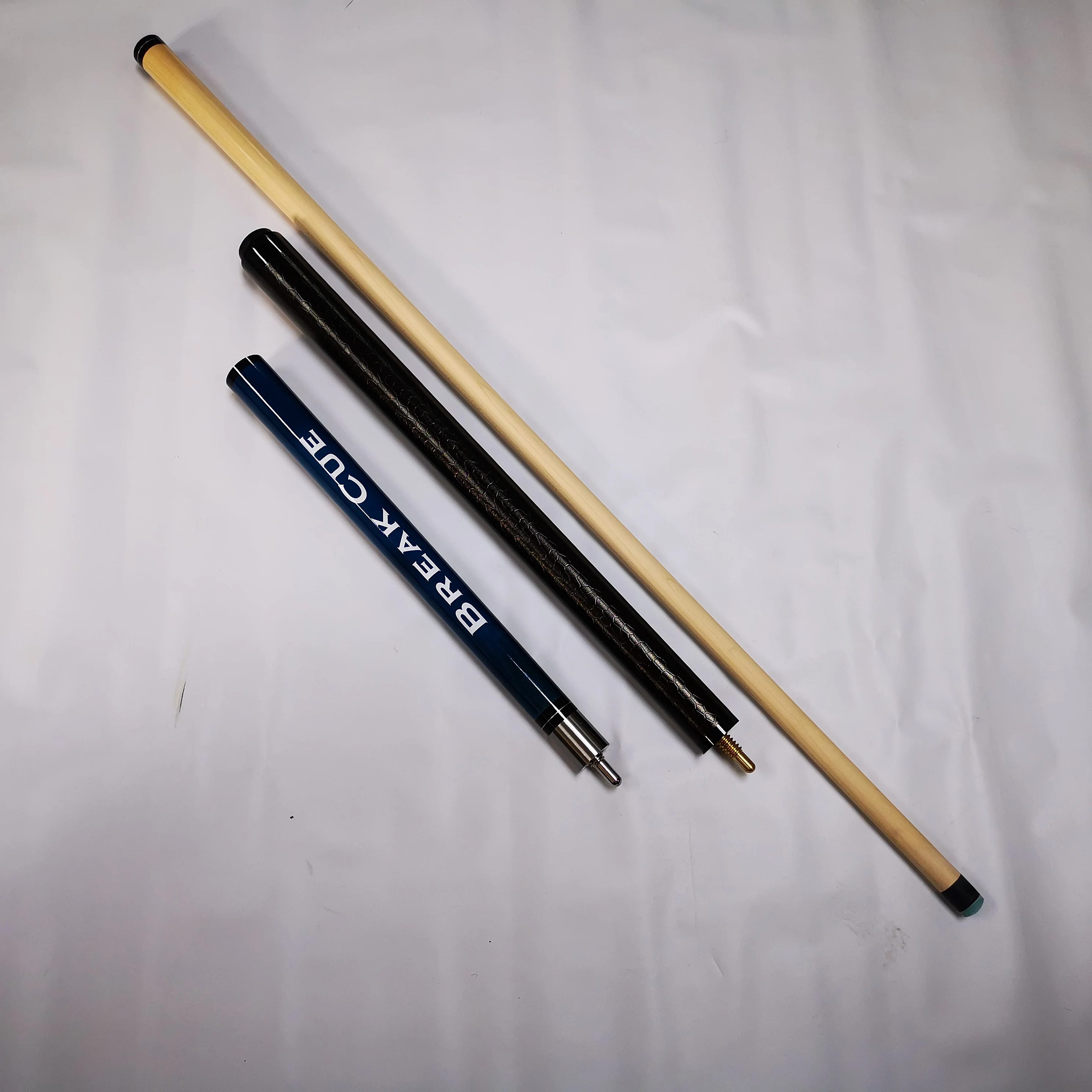 Superior Quality 3 Parts Maple Jump Break  Punch Cue Sticks  57