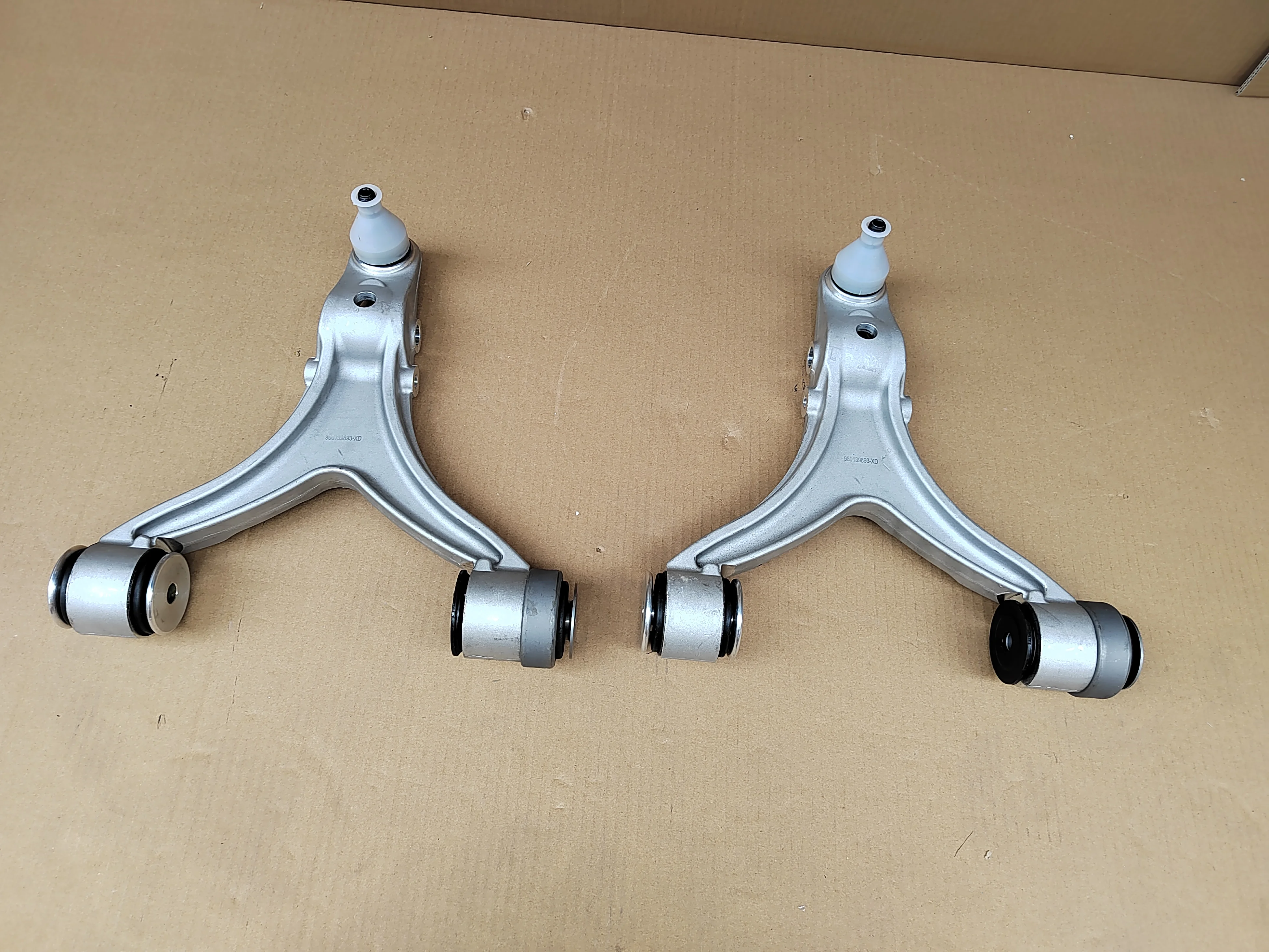 للبيع بالجملة ذراع التحكم في الجودة الأصلية 2014 2017 مازيراتي كواتروبورتي #3