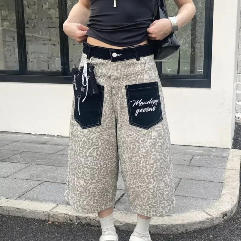 HKSH American Stylish Leopard Print Patch Pocket Spliced Hem Cropped Denim Pants Summer New Men Tide High Street Shorts HK22889