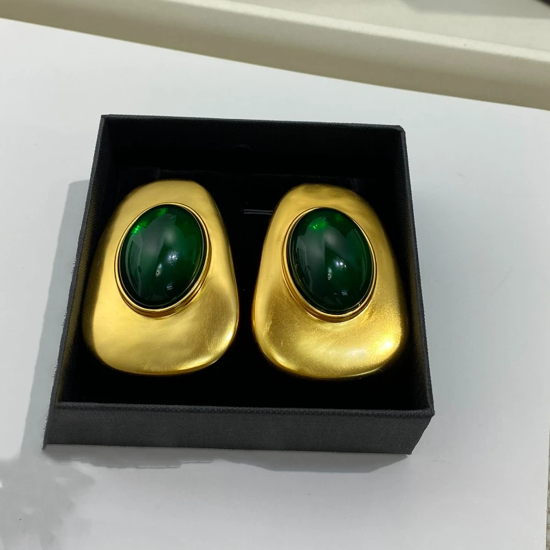 

Fashion Designer Oval Shaped Red Green Gold Plated Ear Clip Earrings Women Top Quality Luxury Jewelry Trend