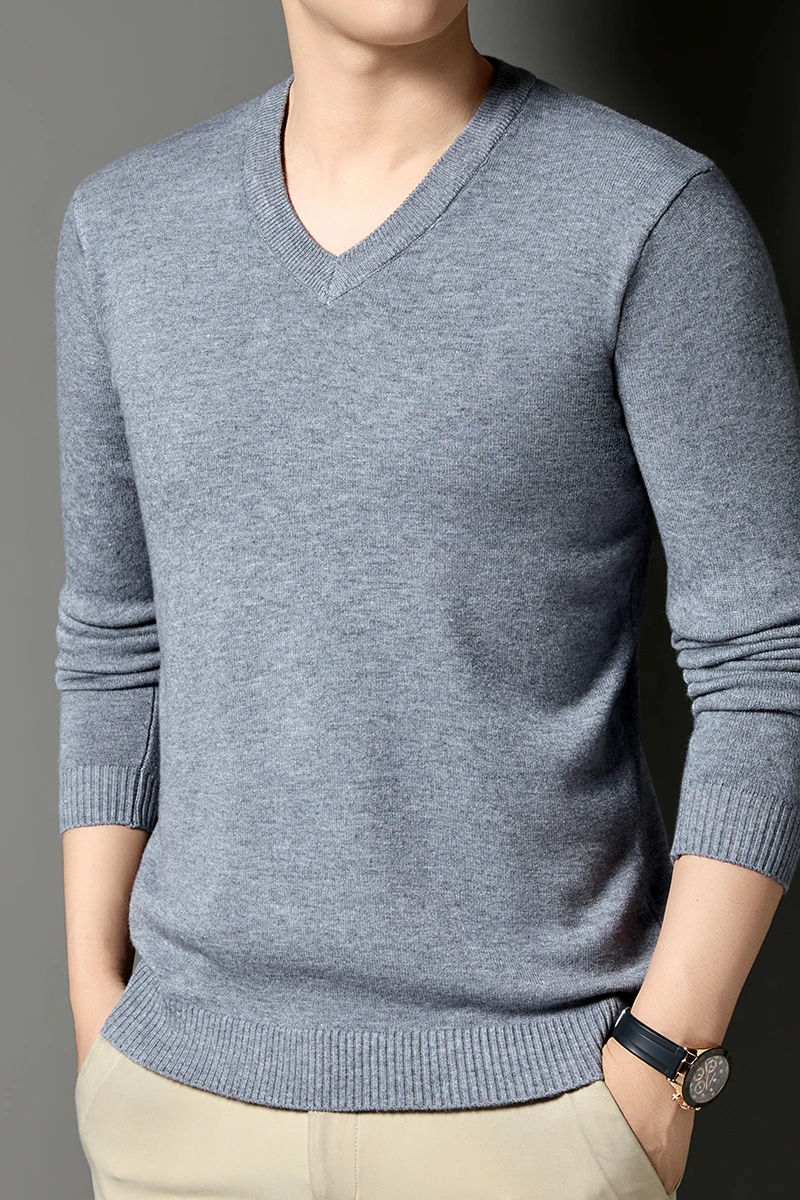 Autumn and Winter Men's and Young Adults' Versatile Base Shirt, No-pill V-neck Pure Color Warm Sweater