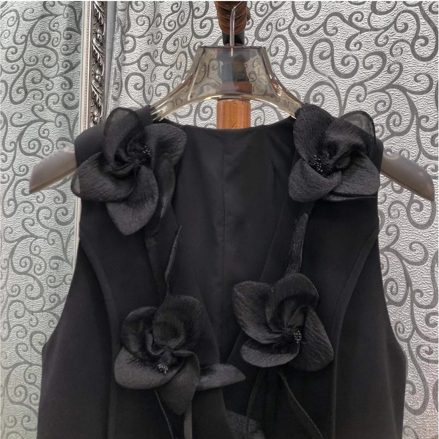 100%Cotton Long Dress 2025 Spring Women Turn-down Collar Beautiful Floral Prints Embroidery Long Sleeve Maxi Dress Black Apricot