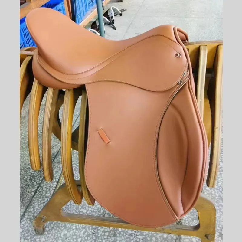 

Высококачественное черное седло из натуральной кожи для лошадей, классический дизайн, удобное и долговечное, для всех видов верховой езды
