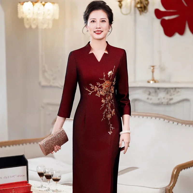 Lente Herfst High-End Elegant Geborduurd Moeder van de Bruid Jurk Formele Bruiloftskledij voor Moeders in de Schoon Zodiac Jaar