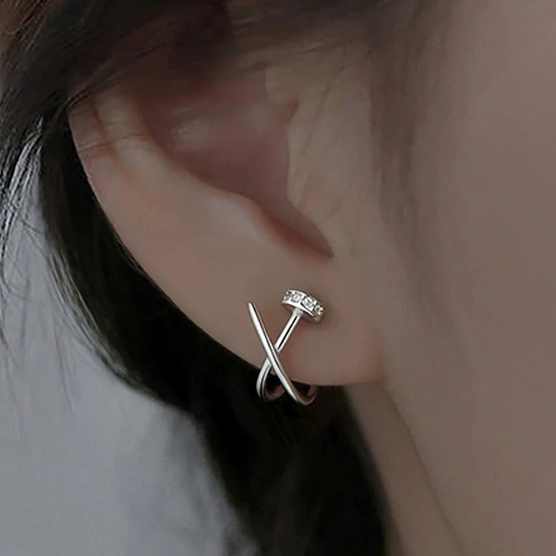 Simple Metal Letter X-Shape Stud Earrings for Women Twist Geometric Intersection Earring Golden Silver Color Versatile Jewelry
