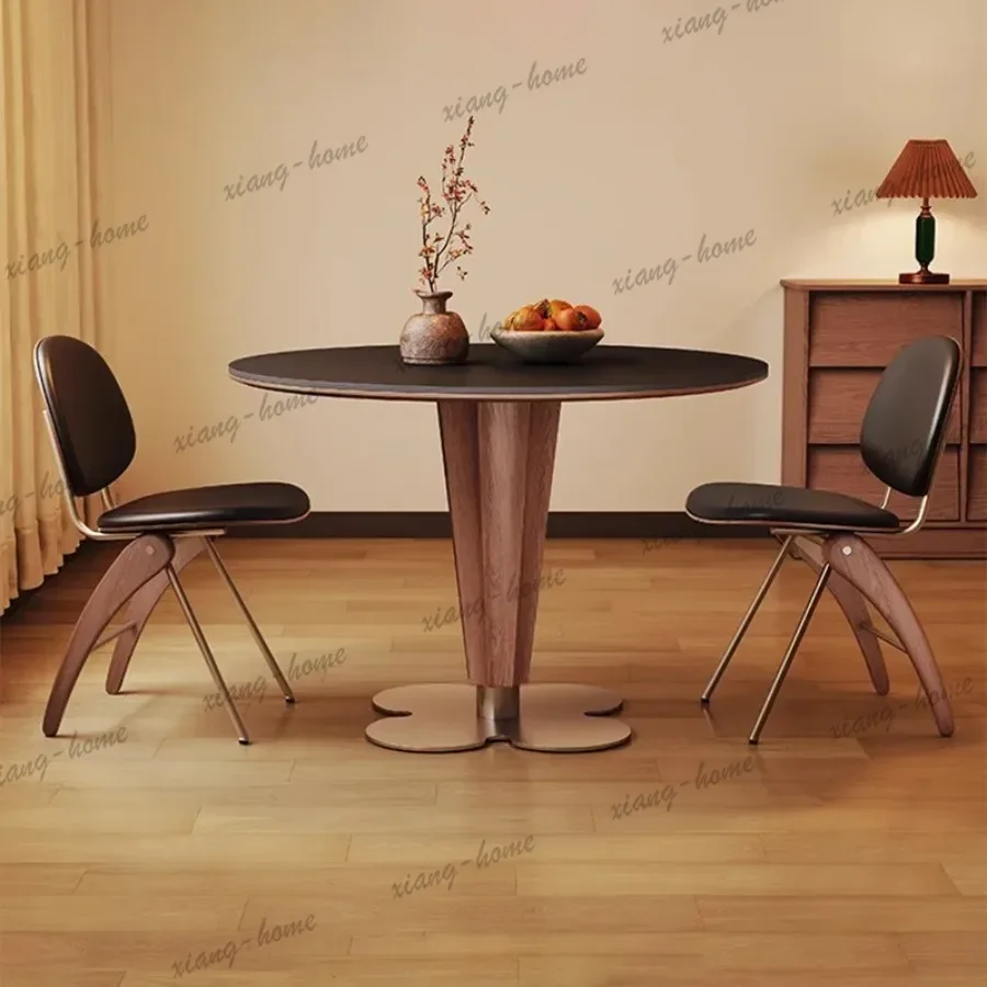 LJY Minimalist Sturdy Dining Table Round French Retro Small Sized Dining Tables Nordic Designer Home Furniture Tavoli Da Pranzo