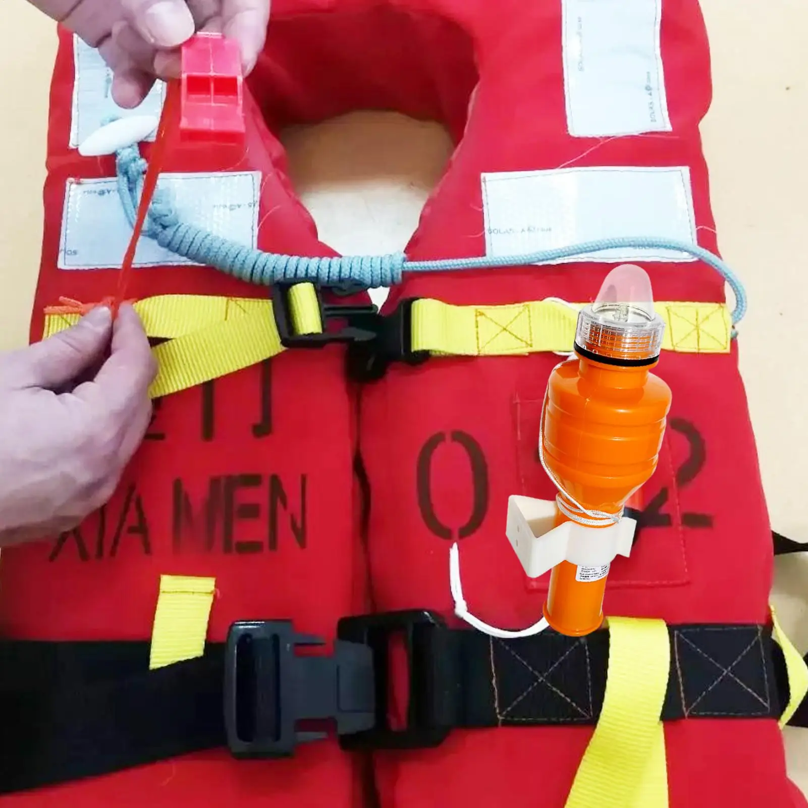 Lifebuoy LED Light Boat Flares High-visibility Flashing Self Lighting Warning Lamp Offshore Position Lights For Kayaking Fishing
