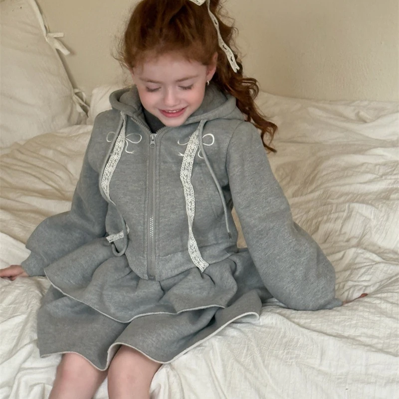 

Girls Suit 2025 Autumn and Winter New Children's Clothes Baby Girls Bow Embroidery Plus Velvet Hoodie Half Skirt Two Sets