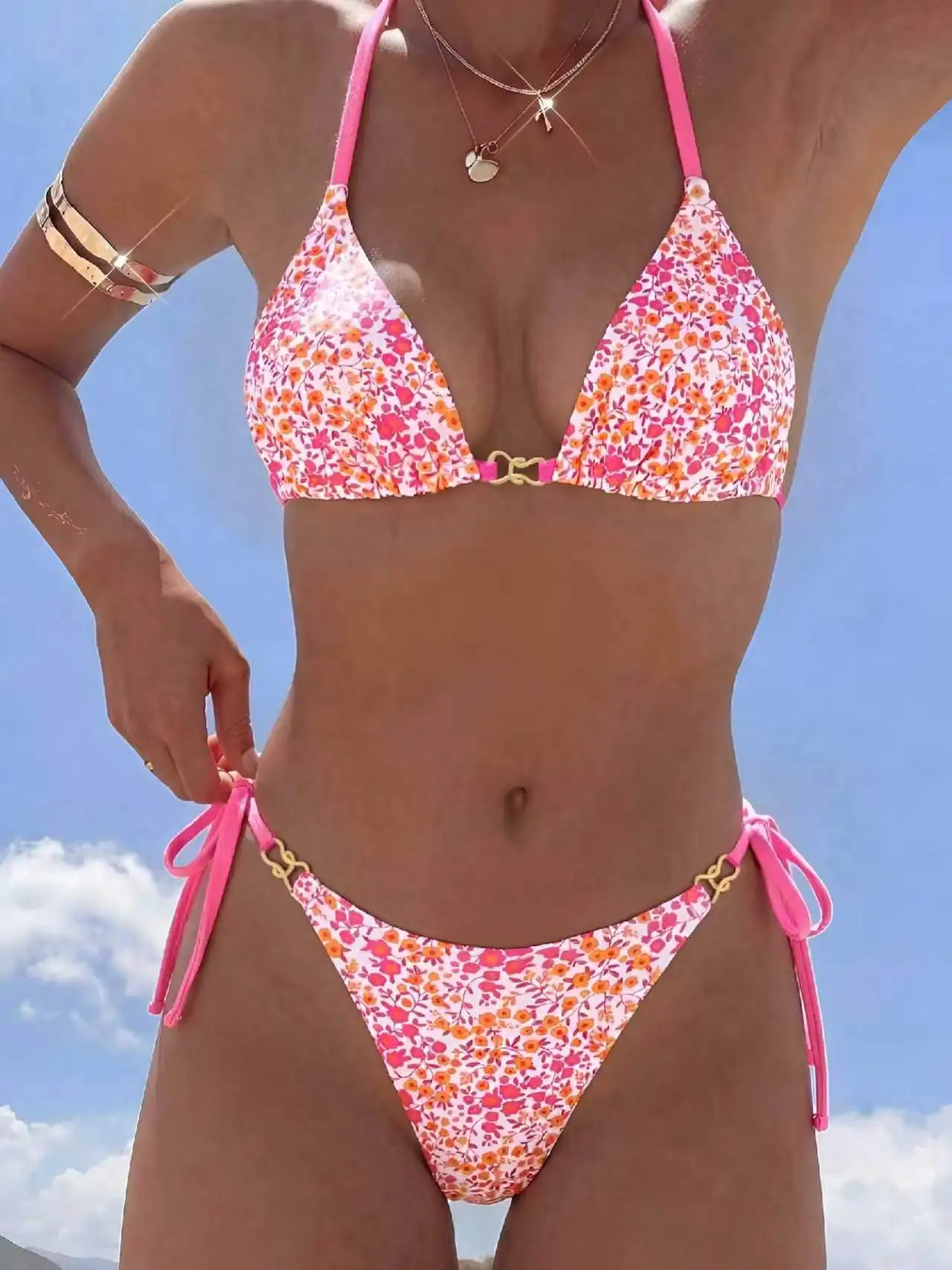 Women Padded Triangle Bikini Set Ditsy Floral Print Metal Ring Decor Side Tie High‑Cut Two‑Piece Beach Swimwear