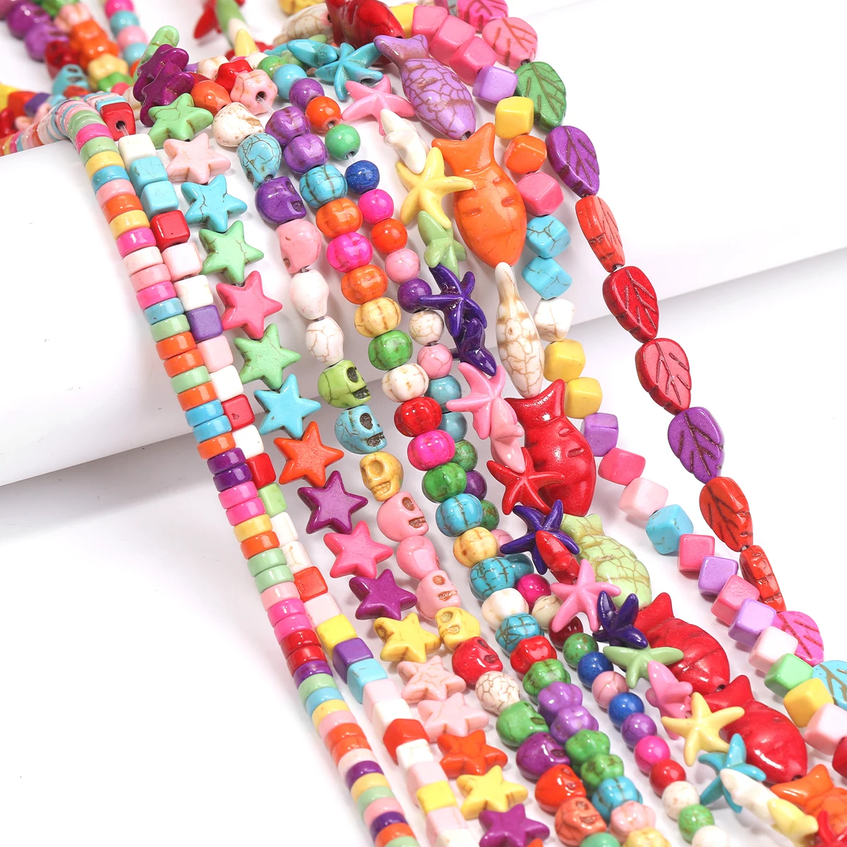 

Syn Turquoise Skull Leaf Star Faceted Cylinder Rondelle Spacer Beads for DIY Jewelry Making Bracelet Earrings Accessorie