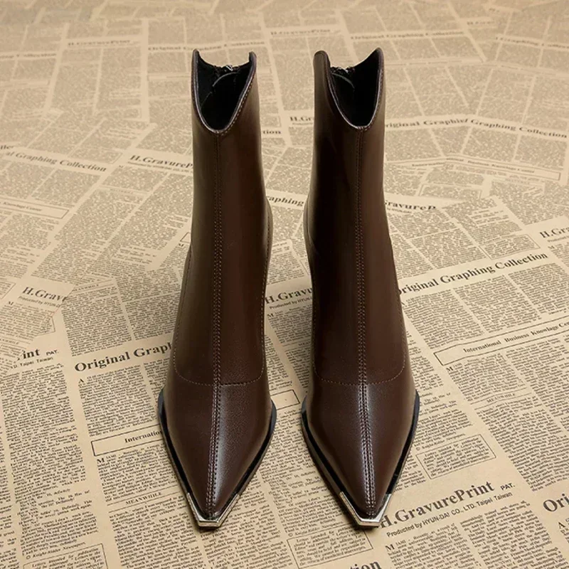 

Winter High Heels Sexy Women Luxury Shoes Chunky Ankle Chelsea Boots Fashion New Pointed Toe Zipper Goth Pumps Brand Shoes