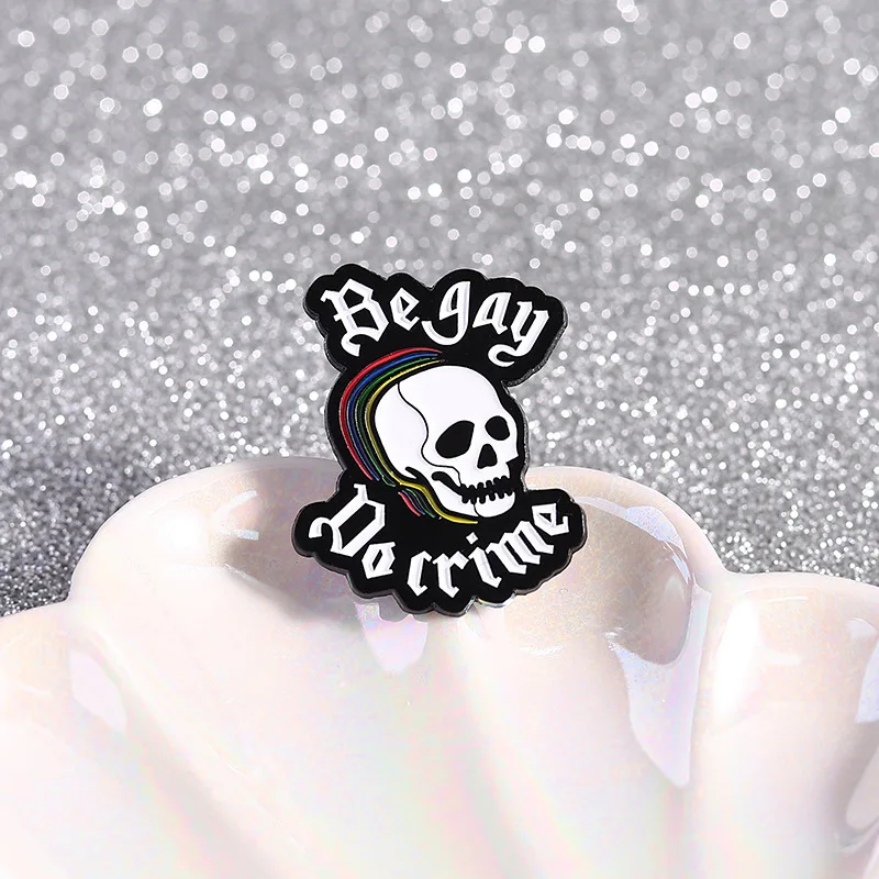 

Creative Halloween Theme Brooch Pins 10 Types Metal Alloy Lapel Pin Badge Jewelry Skull Skeleton And Letters Brooches Accessory