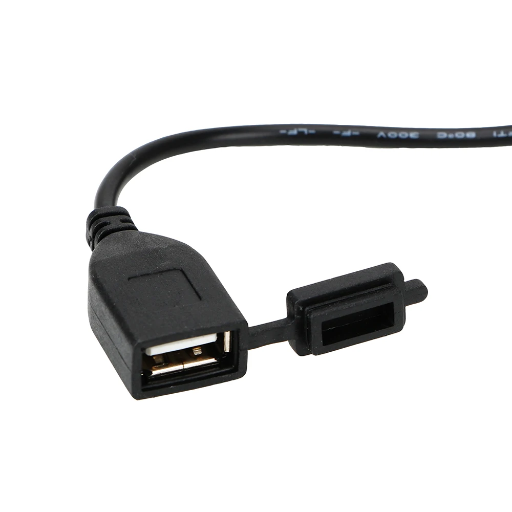 Adaptor DC 5V 2a untuk ponsel, catu daya Port USB GPS, pengisi daya setang sepeda motor, soket USB konverter USB