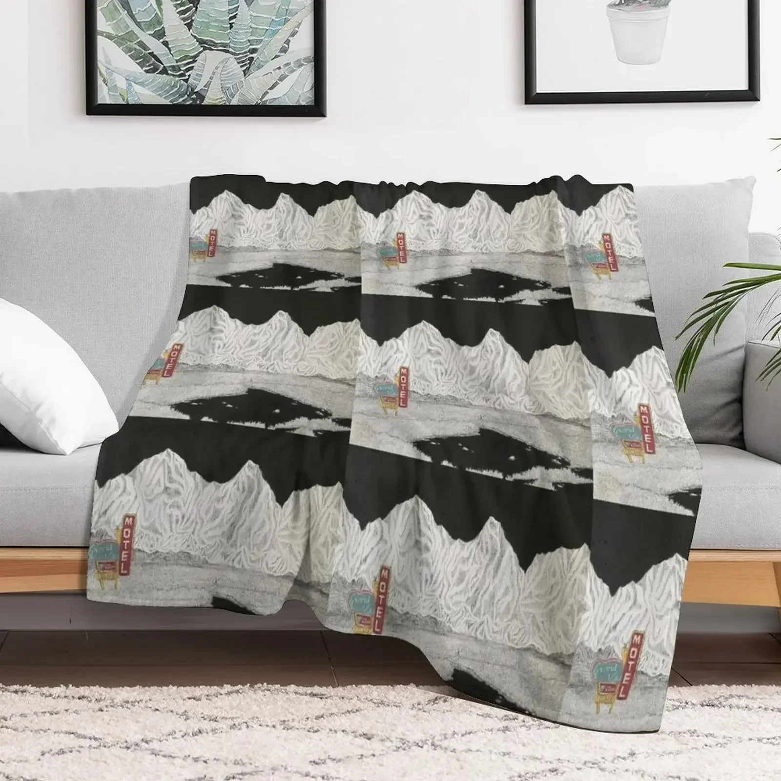 

MOTEL Throw Blanket bed plaid Fashion Sofas Sofa Throw Blankets Furry For Sofa Thin Sleeping Bag Flannel Fabric Blankets