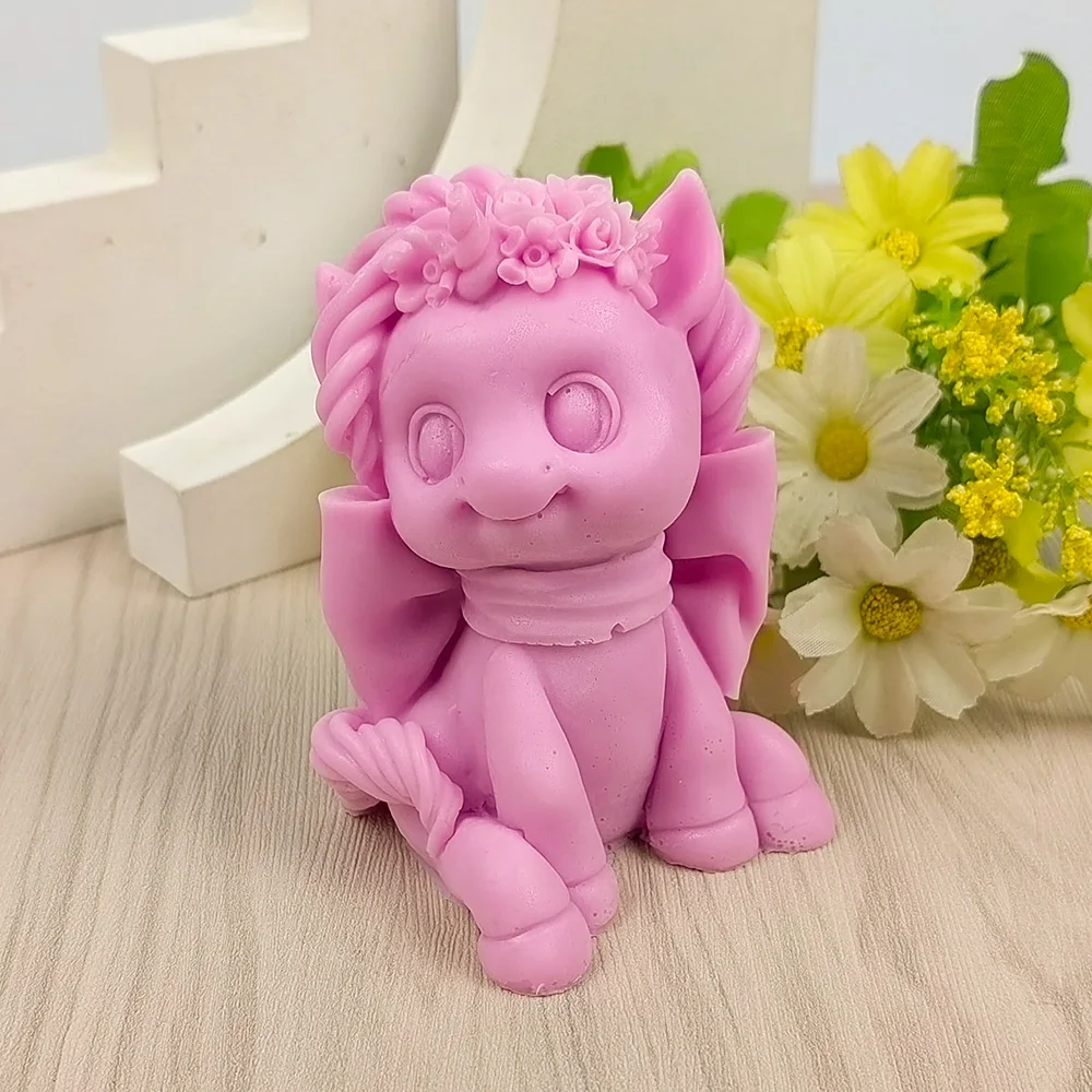 

3D Moulds Soap Molds Cute Bow 2 Unicorn Baby Sitting With Long Hair Candle Mold Silicone Wedding Birthday Christmas DW0512