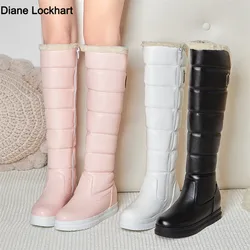 Inverno caldo rosa bianco stivali da neve scarpe da donna 2024 tacchi bassi stivali alti al ginocchio piattaforma femminile peluche barche lunghe Mujer nero 34-43