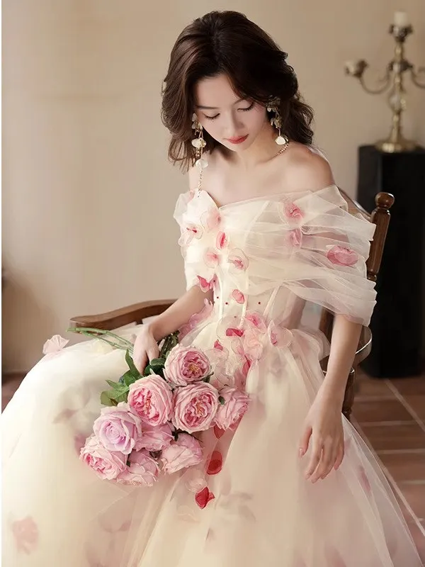 Elegant Princess Style Wedding Dress with Flowers One Shoulder Design for Engagement Bridal Shower And Adult Birthday Parties