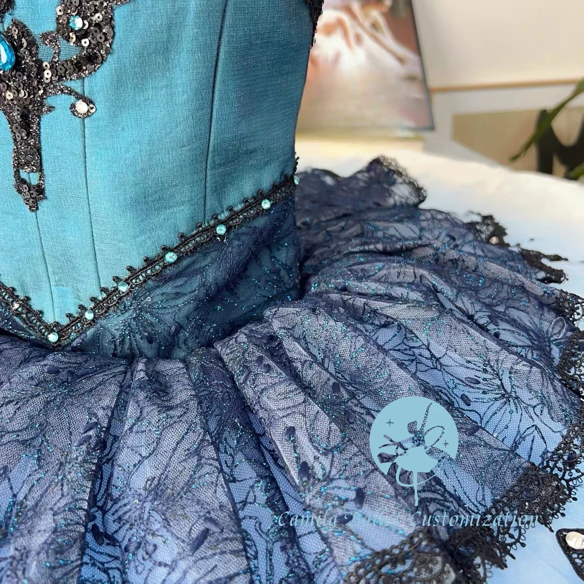 تنورة مسابقة أداء الباليه توتو مخصصة بشكل احترافي للبالغين والأطفال