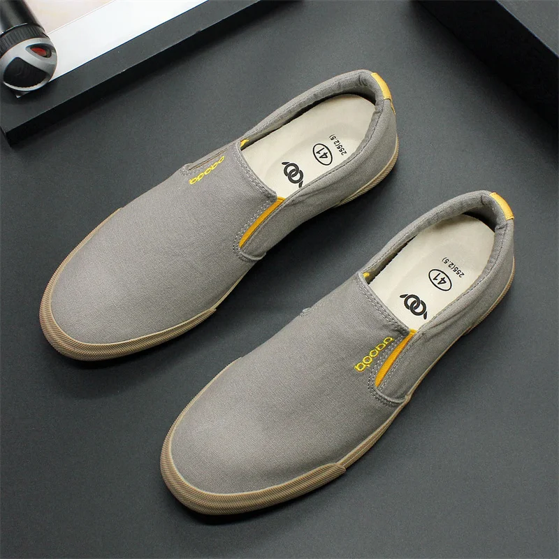 A pedal the new spring and summer 2023 breathable canvas shoes casual shoes big yards men\'s shoes joker flat sandals package mai