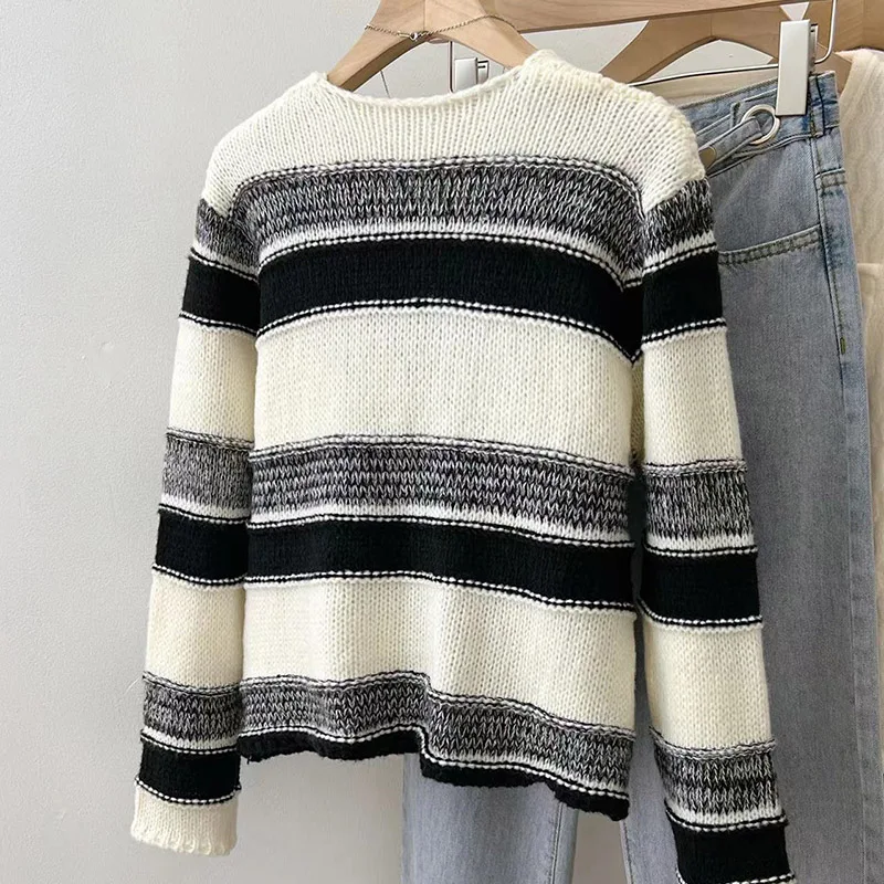 Winter Contrast Striped Casual Knitwear Women Clothing Fashion Knitted Cardigan Female All-match 2023 New Sweater Coat