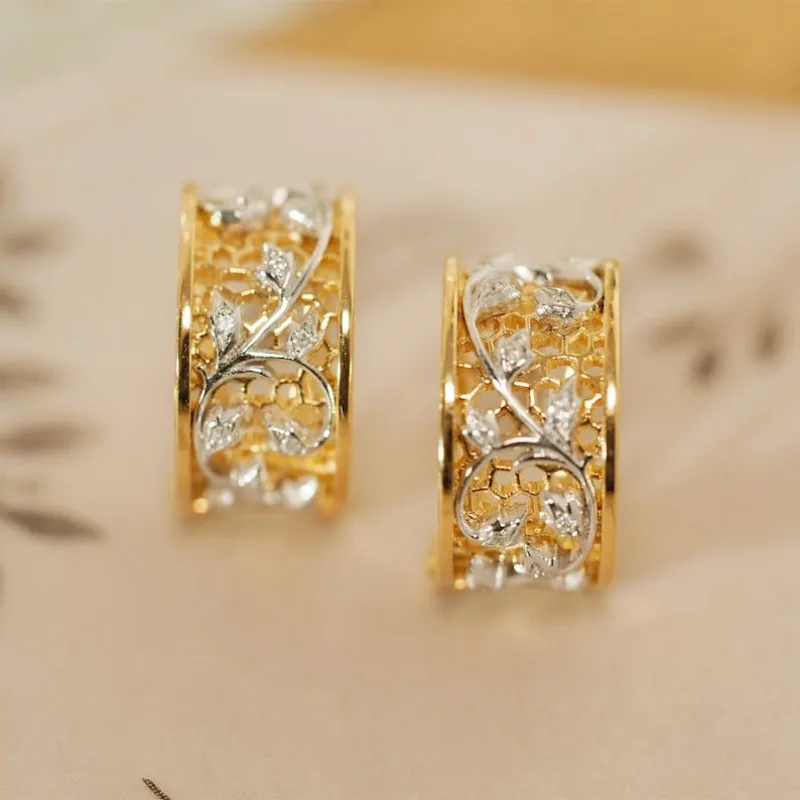 Modische Glänzende Synthetische Zirkonia Zweifarbige Hohle C-Form Tropfen-Ohrringe Eleganter Damen-Charm Bankett-Hochzeitsschmuck Geschenk