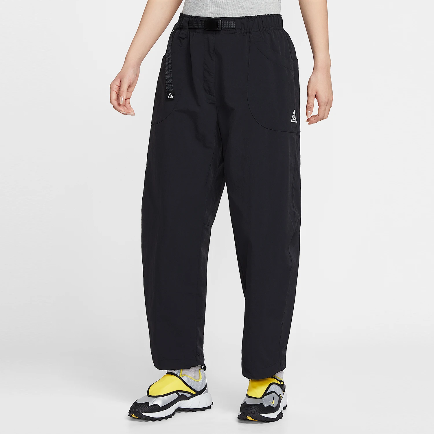 

Оригинальные женские спортивные свободные брюки Nike ACG Dolomiti с вышивкой IF0142-010