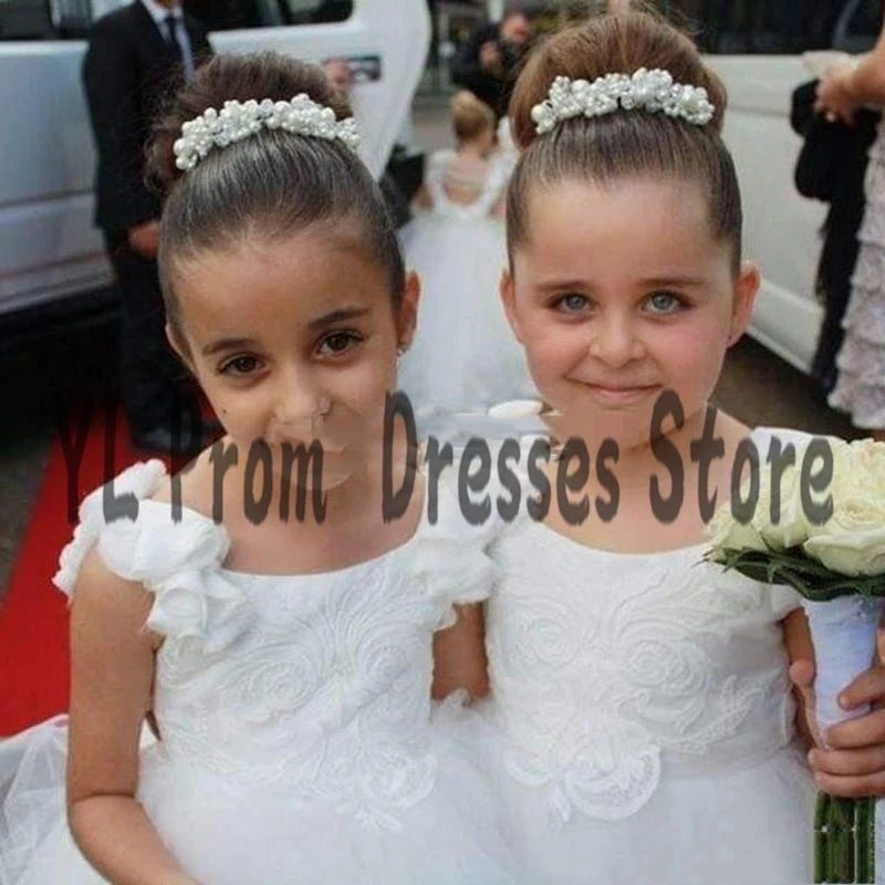 YL Simple Flower Girl Dress 3D Appliques Tulle Sweep Train abiti da prima comunione eleganti abiti da spettacolo per bambini in pizzo gonfio bianco