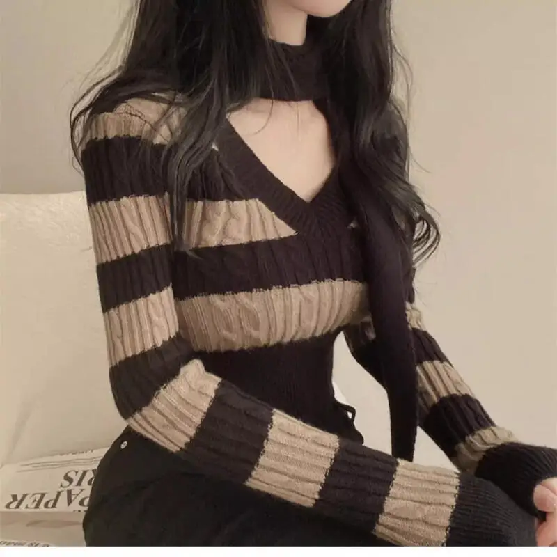 プリンセス V ネックストライプセーター若い女の子のファッションセクシーな長袖ニットネクタイシャツベースレイヤー春秋服新しい