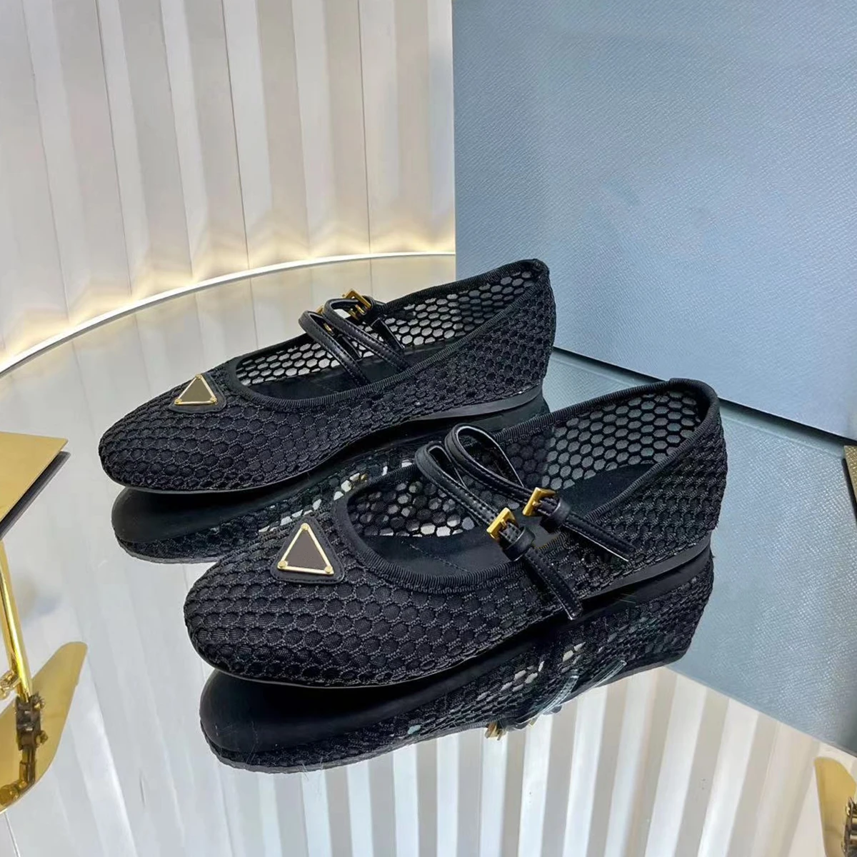 حار بيع أزياء النساء أحذية تنفس السيدات الباليه الشقق أحذية شبكة سرفا عالية الجودة عارضة ماري جين النساء أحذية مسطحة