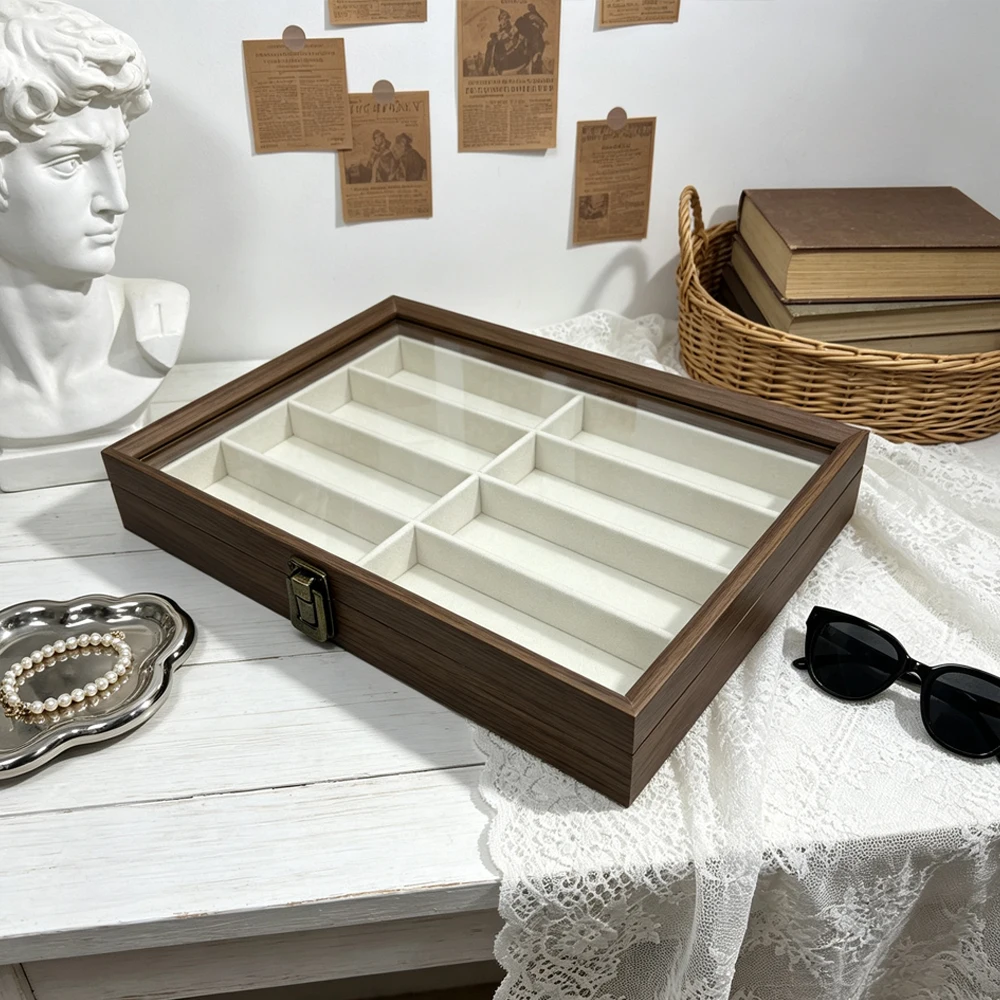 Sunshield Storage Box, an Eight-Slot Storage Box for Sunglasses, Can Be Used for Storing, Displaying, and Organizing Jewelry and Accessories