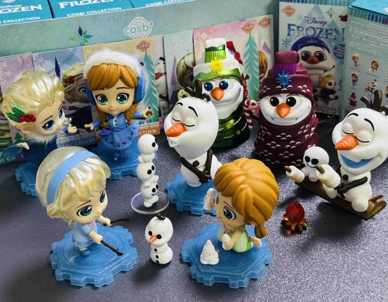 Original Disney Frozen 2.0 Blind Box Elsa Olaf Anna Mystery Box Anime Room Decoration Kawaii Christmas Gift Toys