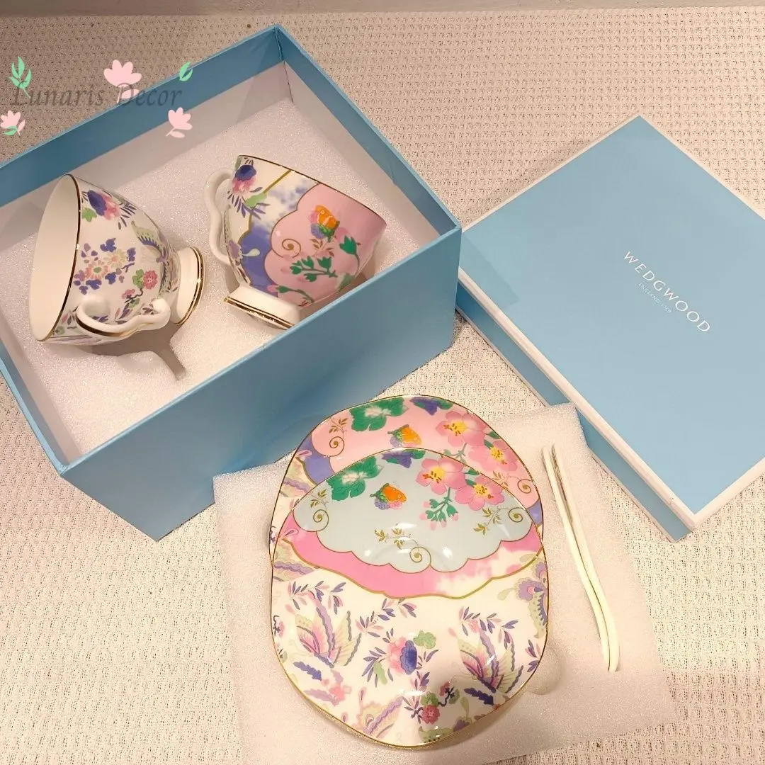 

New pastoral flower dance butterfly tall double cup saucer two cup two saucer set