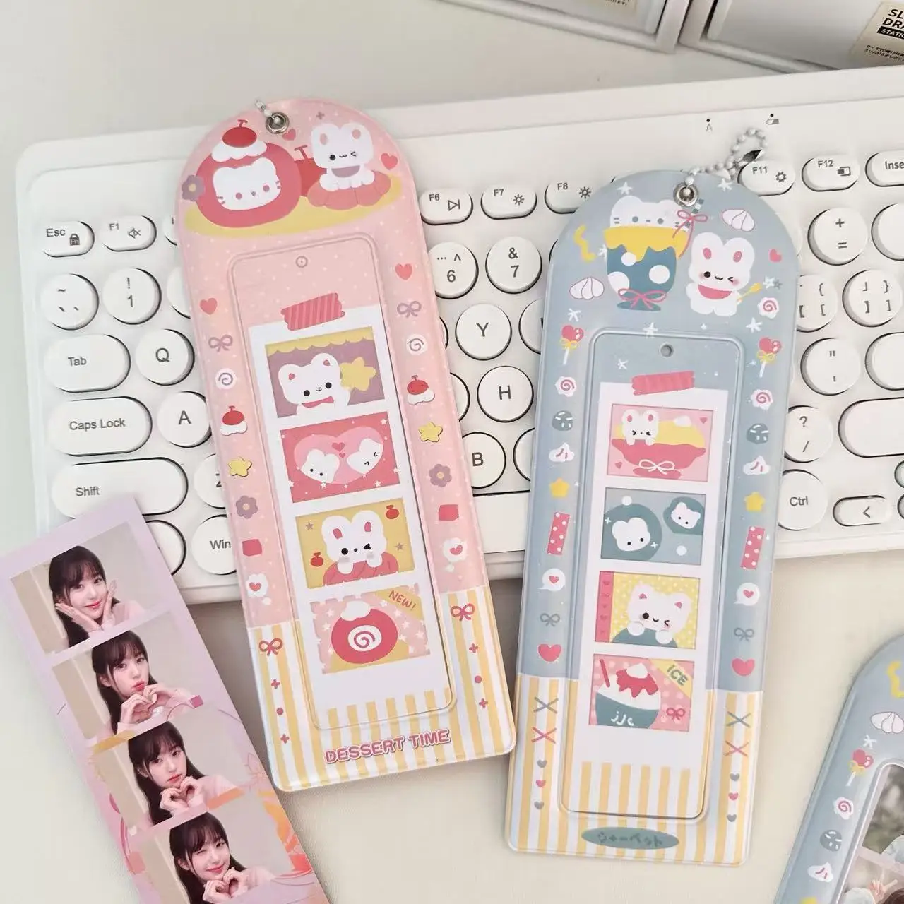 

Cake Rabbit Life Four Grid Card Set Bag Pendant Long Strip Card Set Kpop Four Link Small Card Display Photo Card Holder