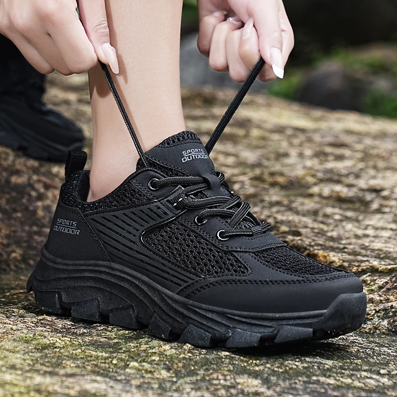 

Men's Casual Shoes Brand Men Shoes Breathable Mesh Sneakers Flats Shoes Comfortable Couples Outdoor Hiking Shoes Plus Size 36-46