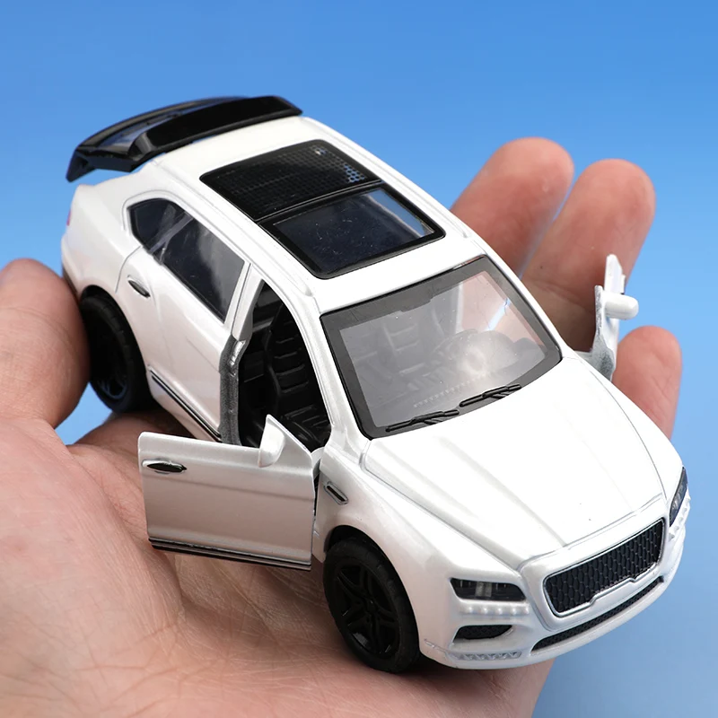 

(С сумкой) Модель бездорожья 1,36 Simulation Pullback, лучший подарок на день рождения для мальчика, игрушка.