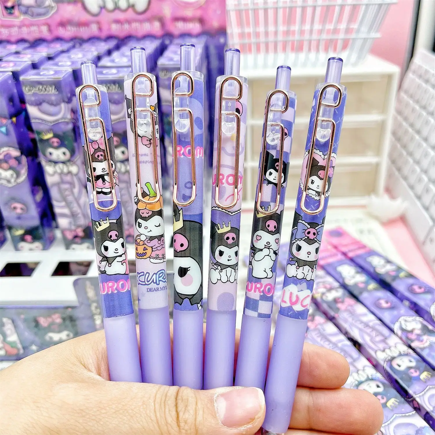 Długopis Kuromi Blind Box, długopis neutralny z motywem kreskówkowym, wysokiej jakości metalowy klips, długopis wciśniany, czarny wkład 0.5, końcówka laserowa ST.