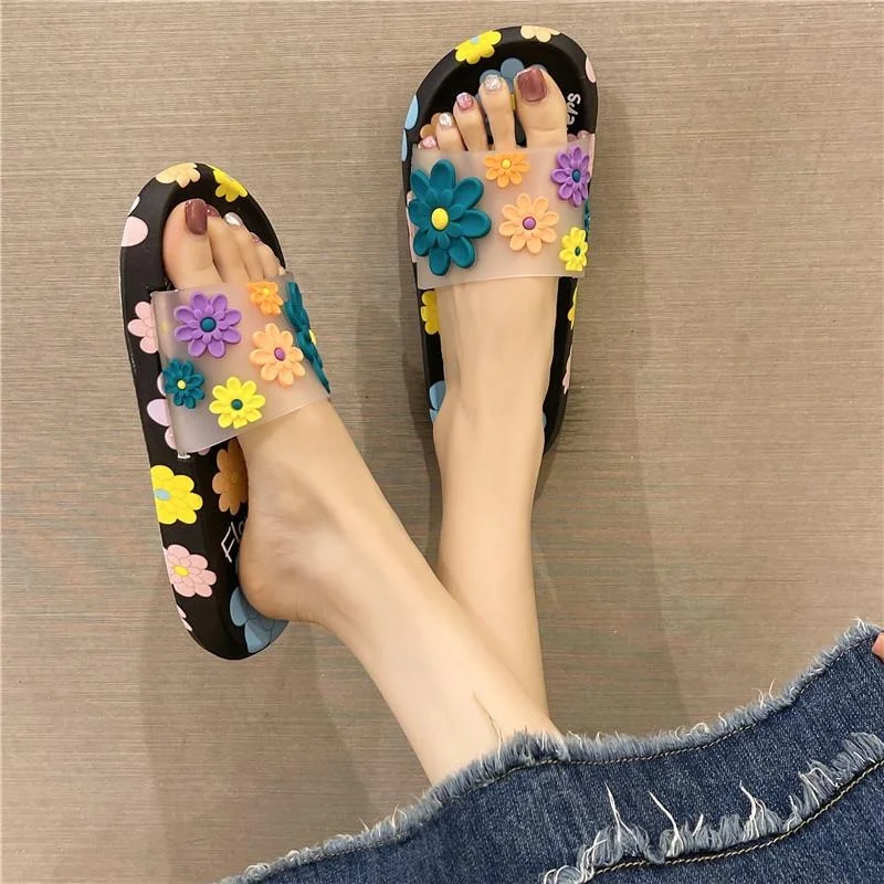 

Ladies Outdoor Wearable Anti-Slip Thick Bottom Bathroom Slippers Cute Flower Design Summer Home Use Princess Style PVC Material