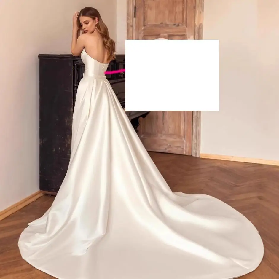 탈부착 가능한 트레인 연회 드레스가 있는 끈이 없는 심플한 인어 스커트가 있는 프렌치 새틴 웨딩 드레스 맞춤 제작