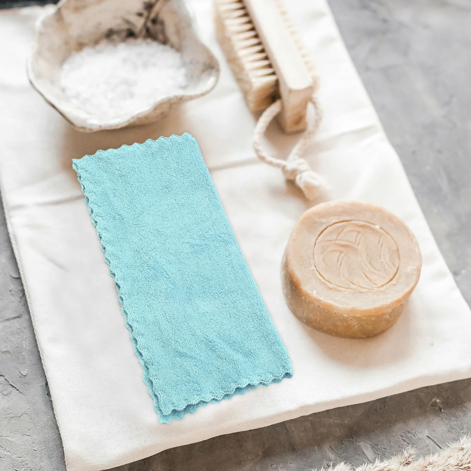 

8Pcs Coral Fleece Towels Absorbent Soft Nonfading Face Bath Washcloths Wash Cloths Absorption Towel Face Towels