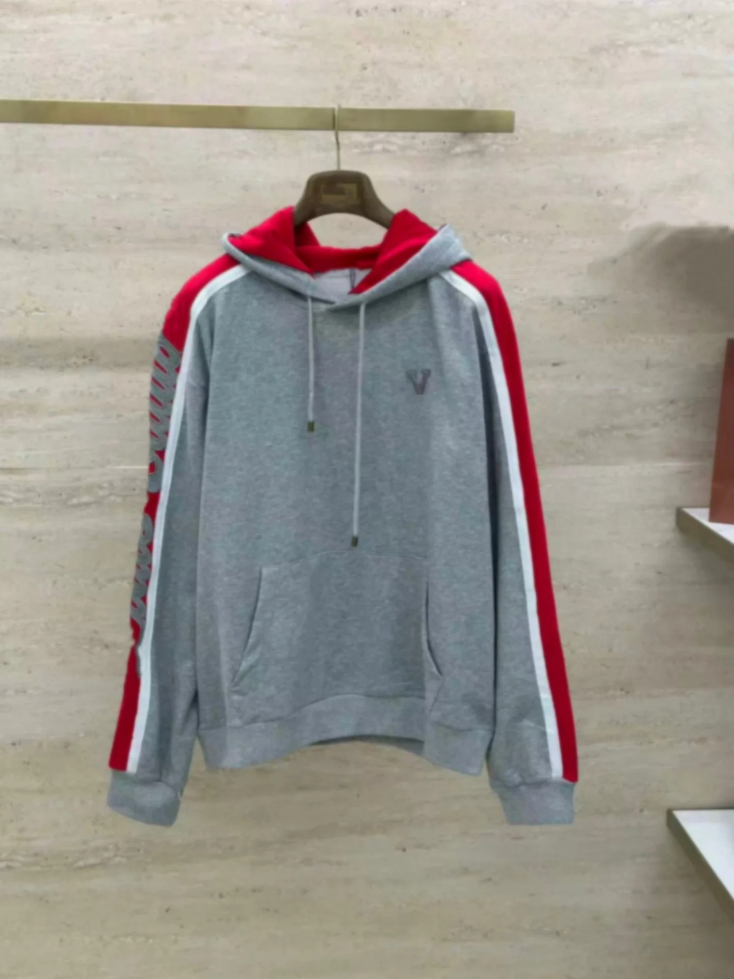 

Высококачественное худи в европейском стиле с длинными рукавами, унисекс, с буквенным принтом, модное, осенне-зимнее, с декоративными вставками и цветовыми блоками