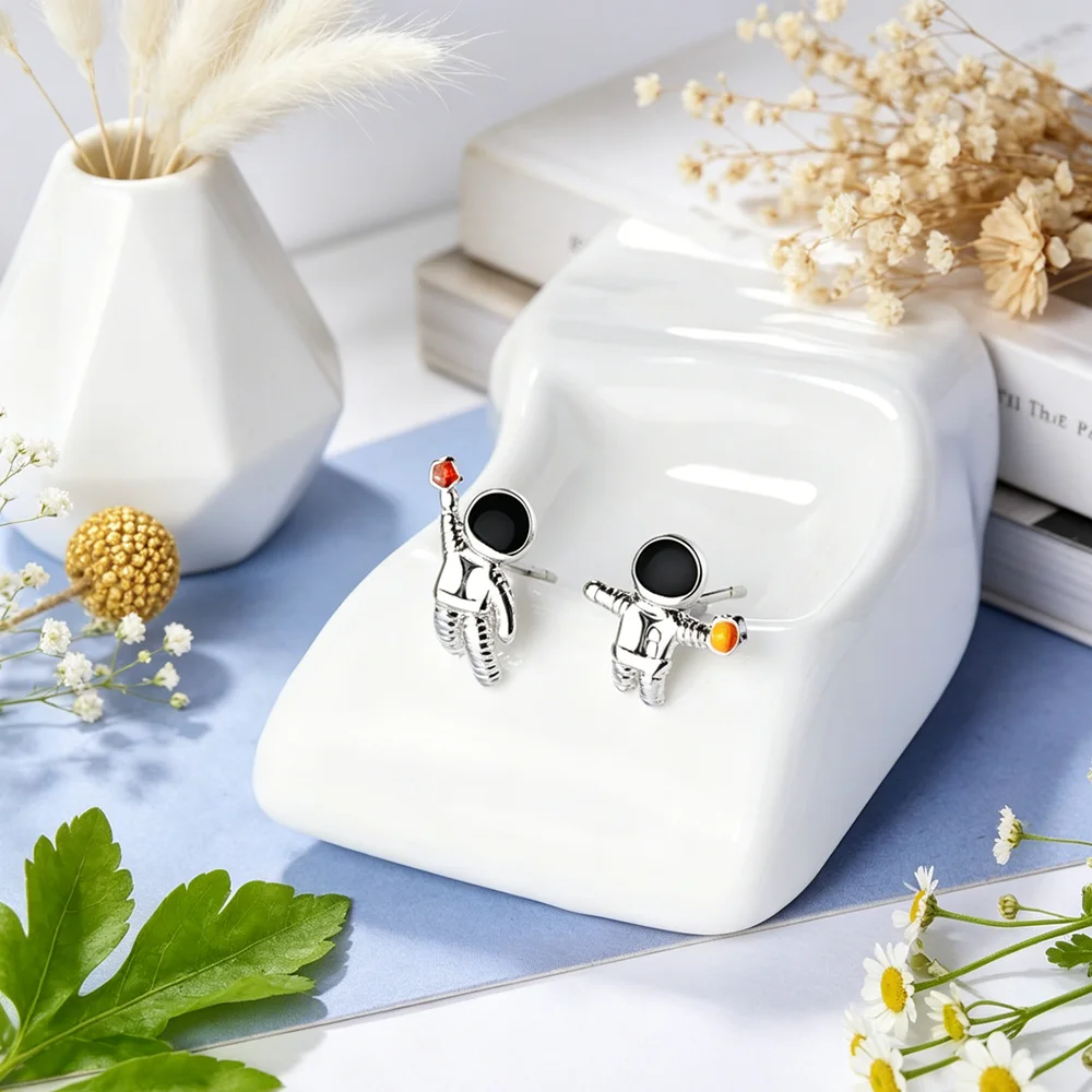 Genuine 925 Sterling Silver Cute Pretty Asymmetrical Astronaut Design Stud Earrings For Girls Students Daily Birthday Gifts