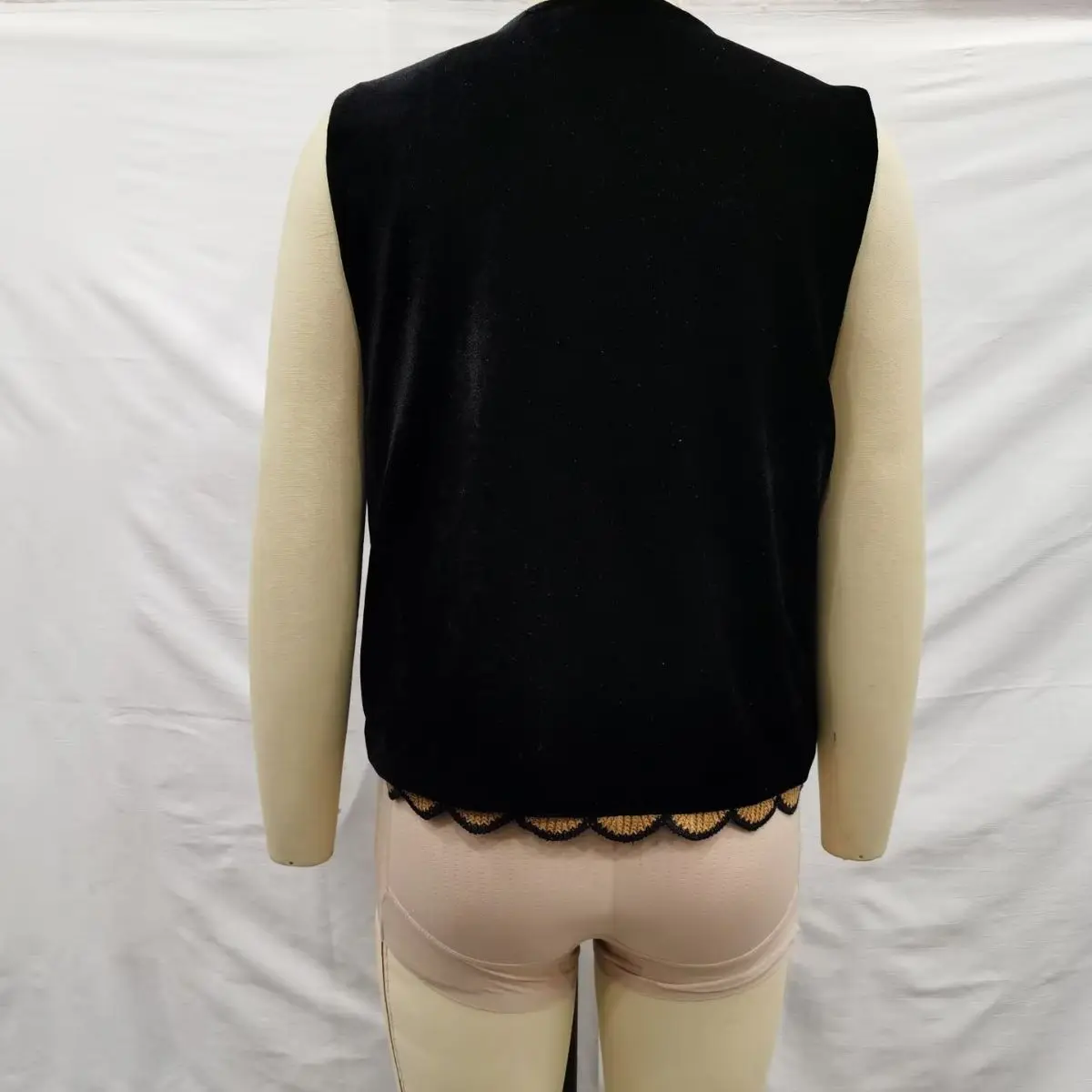 سترات نسائية جديدة لعام 2025 سترة مطرزة بالزهور سترة كلاسيكية غير رسمية Y2k سترة صدرية نسائية أنيقة فضفاضة ملابس خارجية #2