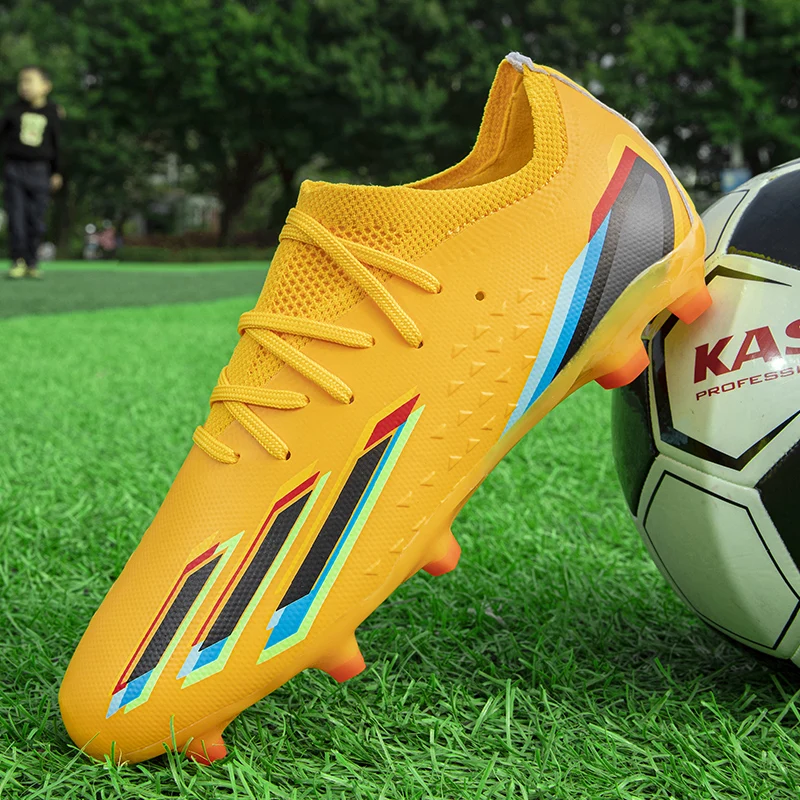 New Men Football Shoes Professional Original Soccer Shoes Indoor Training Football Field Boots Society Cleats Fast Turf Sneaker