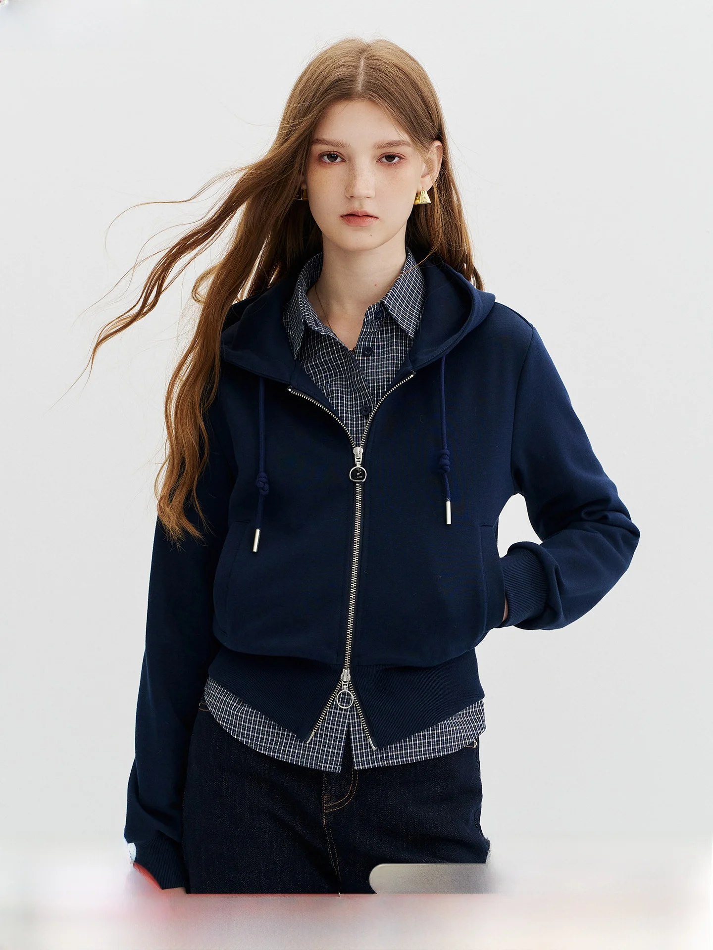 Slim Fit Short Zipper Hoodie Jacket Women's Fashion Autumn Campus Style Kangaroo Pocket Knitted Polyester Cotton Blend Coat